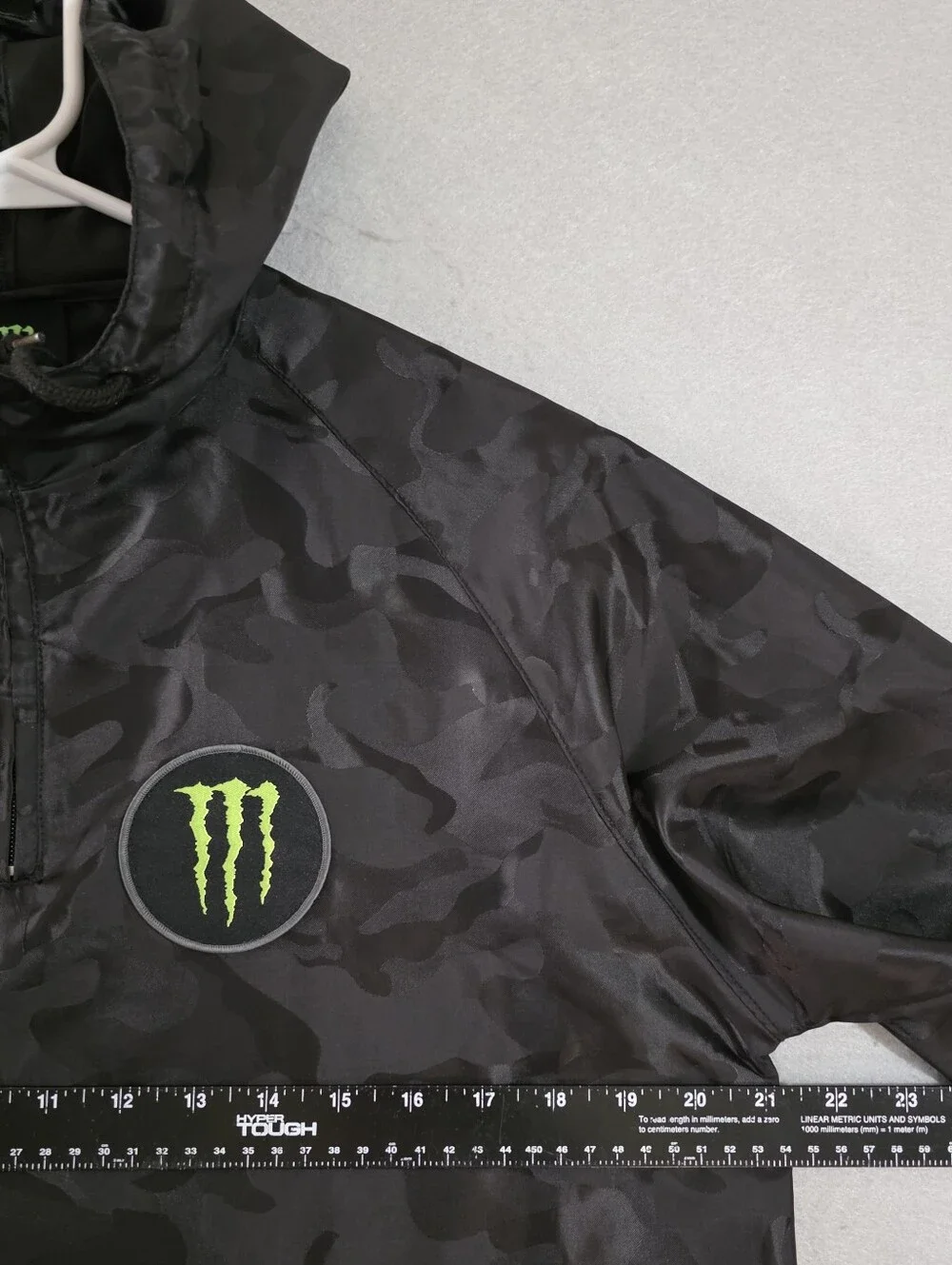 Monster Energy Black Camo 1/4 Zip Hooded Windbreaker Jacket Size Small